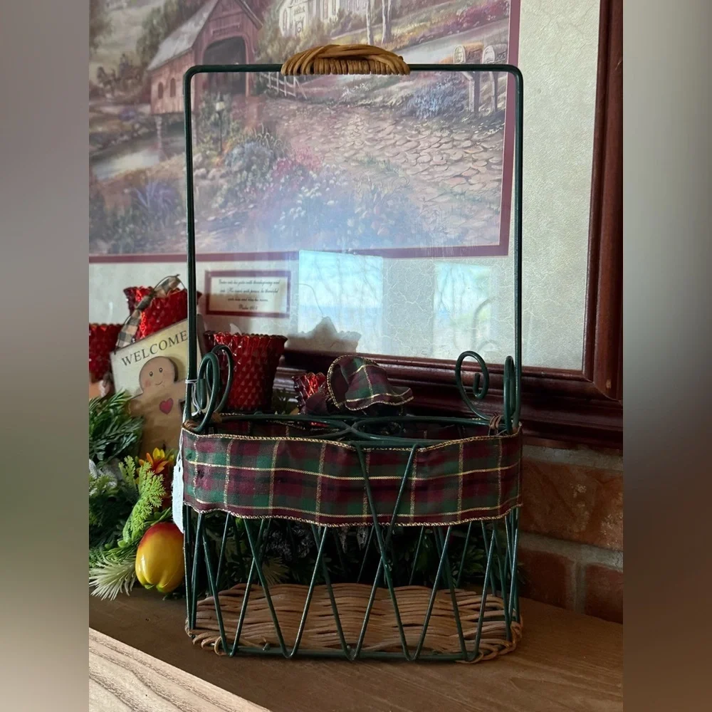 Vintage 1992 Holiday Wine Green Wire Wicker Basket with Plaid Bow